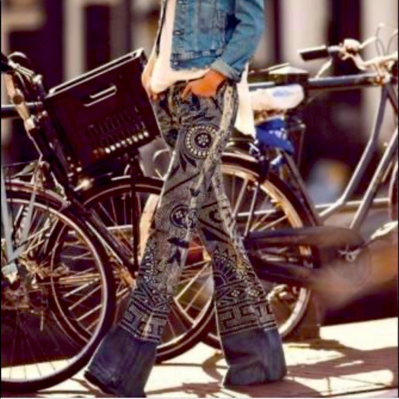 Free People Discharge Bali Flare Printed Boho Festival Blue Denim Jeans 28 Rare - Picture 1 of 8